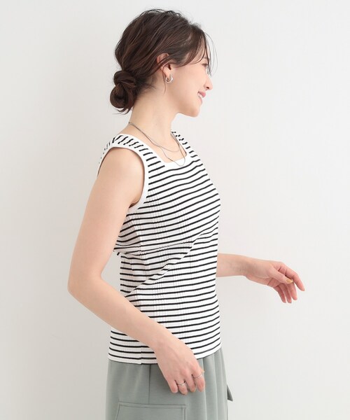 SHOO・LA・RUE(シューラルー)の「【前後2WAY/洗濯機可/S-LL】毎日のお供に ランダムテレコタンクトップ(タンクトップ・レディース・チャコールグレー/ブラック系2/ホワイト/ブラック・03/02/01/04)」の8枚目の写真