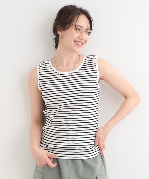 SHOO・LA・RUE(シューラルー)の「【前後2WAY/洗濯機可/S-LL】毎日のお供に ランダムテレコタンクトップ(タンクトップ・レディース・チャコールグレー/ブラック系2/ホワイト/ブラック・03/02/01/04)」の9枚目の写真