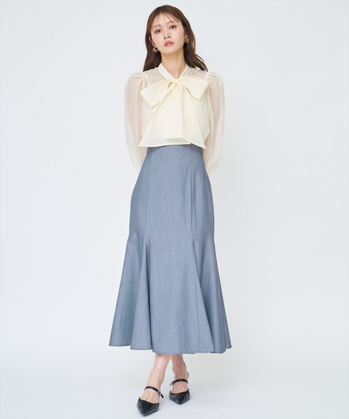 AND COUTURE(アンドクチュール)の「バックレースアップマーメイドスカート(スカート・レディース・グレー/ネイビー/ベージュ・MEDIUM/SMALL)」の2枚目の写真
