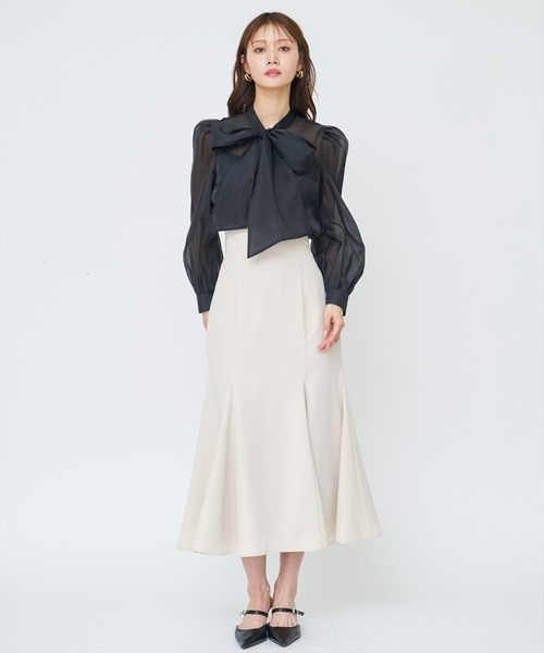 AND COUTURE(アンドクチュール)の「バックレースアップマーメイドスカート(スカート・レディース・グレー/ネイビー/ベージュ・MEDIUM/SMALL)」の21枚目の写真