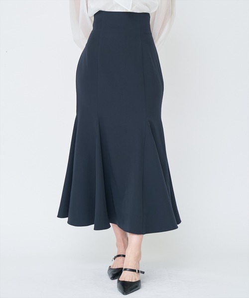 AND COUTURE(アンドクチュール)の「バックレースアップマーメイドスカート(スカート・レディース・グレー/ネイビー/ベージュ・MEDIUM/SMALL)」の14枚目の写真