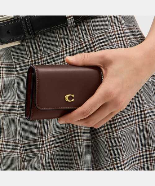 COACH(コーチ)の「エッセンシャル フラップ カード ケース(ミニ財布)(財布・レディース・ブラウン系その他・ONE)」の5枚目の写真