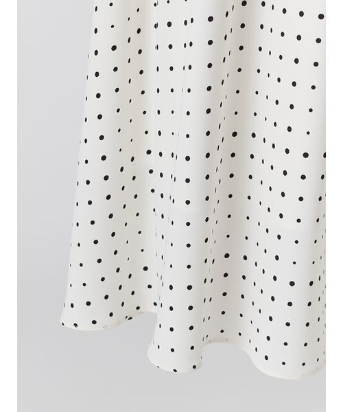 SNIDEL（スナイデル）の「デコルテオープンワンピース（ワンピース・レディース・その他/アイボリー/ネイビー・1/0）」の13枚目の写真