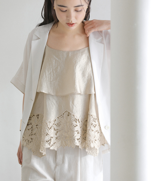 La TOTALITE（ラトータリテ）の「【洗える】カットワークキャミトップス（シャツ/ブラウス・レディース・ブラック/ベージュ・FREE）」の2枚目の写真