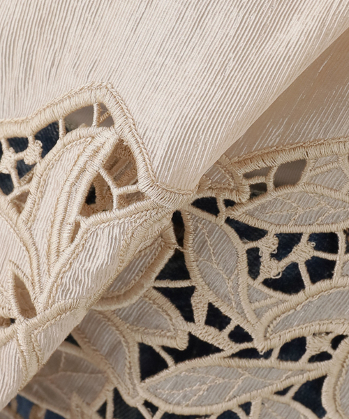 La TOTALITE（ラトータリテ）の「【洗える】カットワークキャミトップス（シャツ/ブラウス・レディース・ブラック/ベージュ・FREE）」の16枚目の写真