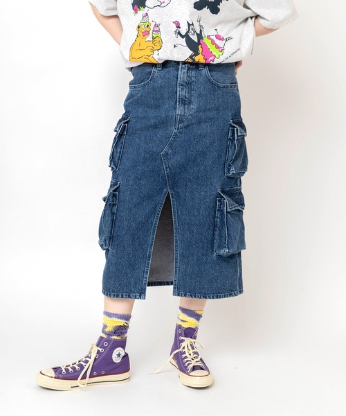 RNA（アールエヌエー）の「G1108 Wカーゴルーズタイトスカート（デニムスカート・レディース・ブラック/インディゴブルー・MEDIUM）」の11枚目の写真