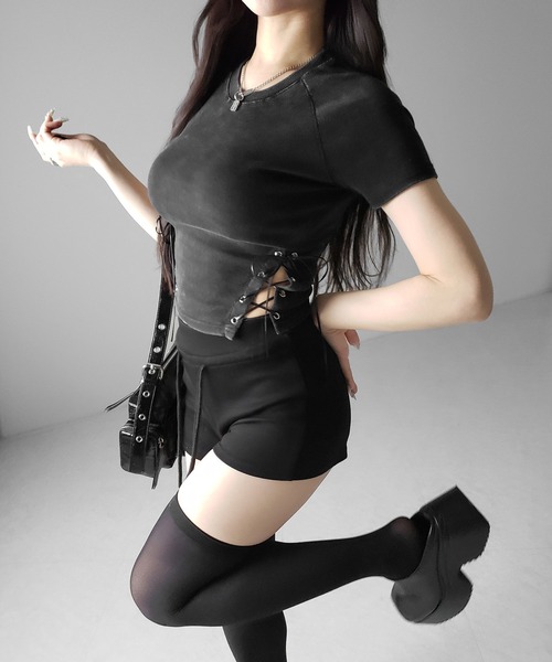 me+em select（ミームセレクト）の「【 ２color 】ヴィンテージサイドレースアップカットアウト半袖ショートTシャツ ／ vintage side lace up cutout short short sleeve T-shirts（Tシャツ/カットソー・レディース・ブラック/ライトグレー・FREE）」の11枚目の写真