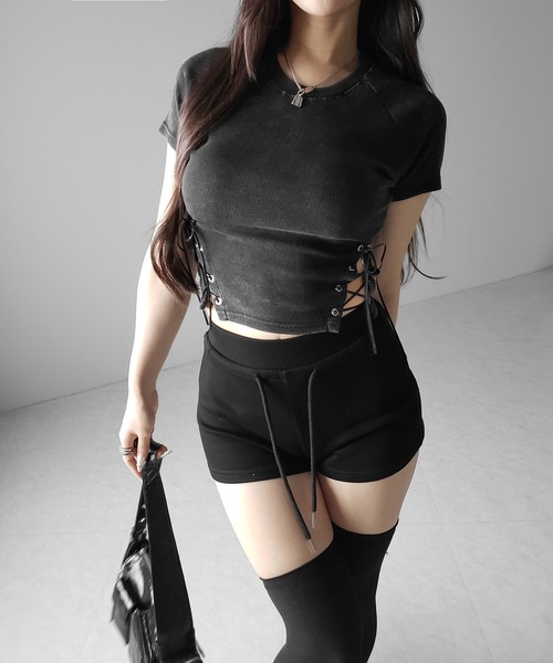 me+em select（ミームセレクト）の「【 ２color 】ヴィンテージサイドレースアップカットアウト半袖ショートTシャツ ／ vintage side lace up cutout short short sleeve T-shirts（Tシャツ/カットソー・レディース・ブラック/ライトグレー・FREE）」の13枚目の写真