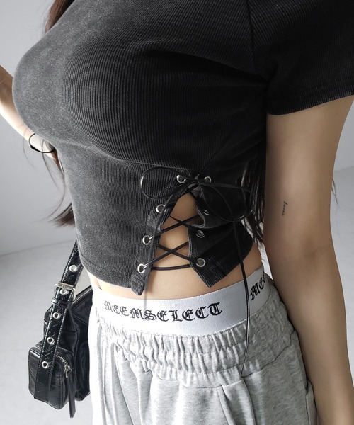 me+em select（ミームセレクト）の「【 ２color 】ヴィンテージサイドレースアップカットアウト半袖ショートTシャツ ／ vintage side lace up cutout short short sleeve T-shirts（Tシャツ/カットソー・レディース・ブラック/ライトグレー・FREE）」の16枚目の写真