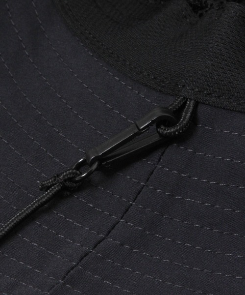 LEPSIM（レプシィム）の「シェルテック＊多機能ハット　646435（ハット・レディース・グレイッシュベージュ/ブラック/チャコールグレー・ONE SIZE）」の4枚目の写真