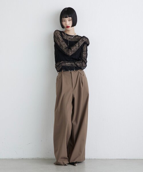 Lui's（ルイス）の「タックポケットワイドパンツ（スラックス・レディース・ブラック/グレー/ブラウン・38/36）」の12枚目の写真