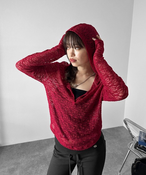 MATU:TA(マトゥータ)の「【新色がかわいい!】ストレッチレースフーディ / シアー シアートップス シースルー 透け感 バレエコア クラシック レディライク フード付き ヘンリーネック パーカー トレンド ガーリー 伸縮性あり サムホール 海外ガール 海外ファッション Y2K グランジ 春 夏 秋 冬(Tシャツ/カットソー・レディース・ブラック/ホワイト/ライトイエロー/レッド・FREE)」の21枚目の写真