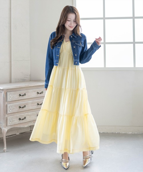 CLEAR BASIC（クリアベーシック）の「Vネックノースリーブティアードワンピース［骨格ウェーブ/軽やか/大人カジュアル］（ワンピース・レディース・ベージュ/イエロー/レッド/ブルーグレー/ブラック・F）」の4枚目の写真