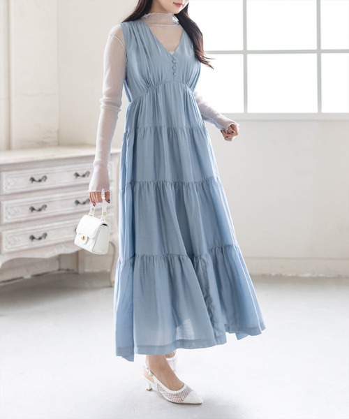 CLEAR BASIC（クリアベーシック）の「Vネックノースリーブティアードワンピース［骨格ウェーブ/軽やか/大人カジュアル］（ワンピース・レディース・ベージュ/イエロー/レッド/ブルーグレー/ブラック・F）」の2枚目の写真