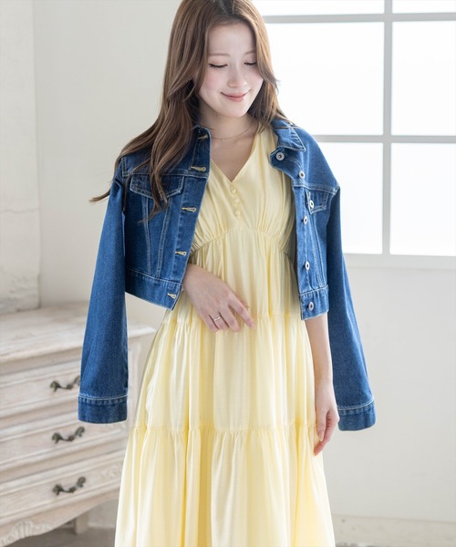 CLEAR BASIC（クリアベーシック）の「Vネックノースリーブティアードワンピース［骨格ウェーブ/軽やか/大人カジュアル］（ワンピース・レディース・ベージュ/イエロー/レッド/ブルーグレー/ブラック・F）」の19枚目の写真