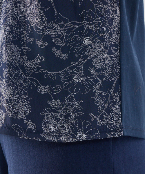 NARACAMICIE（ナラカミーチェ）の「【NARACAMICIE】ラインフラワープリントコンビハイネックトップス（Tシャツ/カットソー・レディース・ピンク/グレー/ネイビー・M）」の13枚目の写真