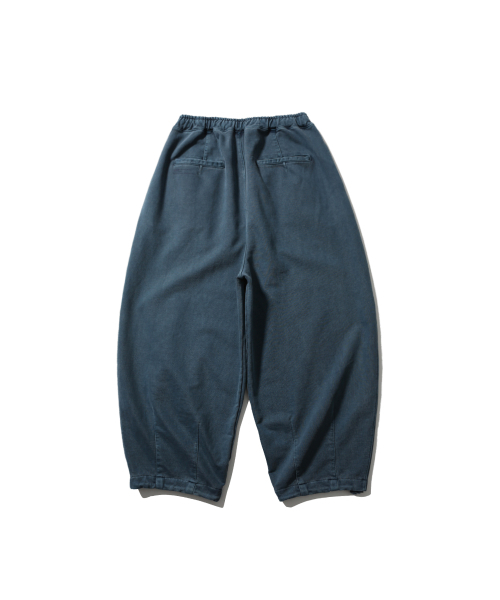 ANGLAN(アングラン)の「Pigment Baggy Balloon Pants - Blue(スウェットパンツ・メンズ・その他・ONE SIZE)」の2枚目の写真