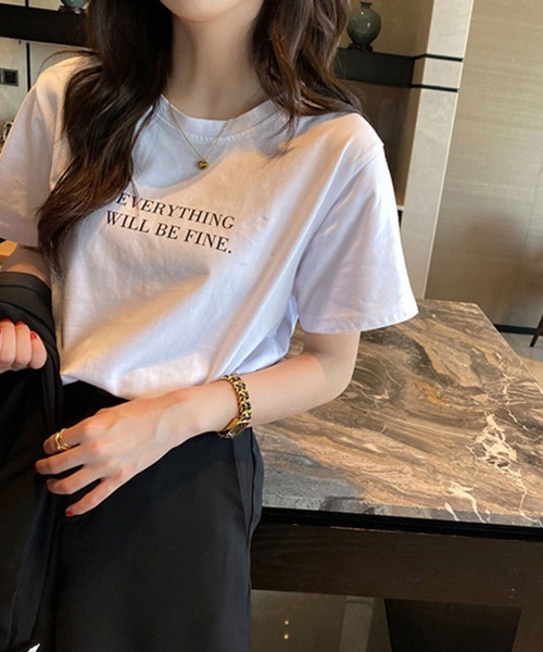 SallyLunn(サリーラン)の「【定番大人カジュアル】ロゴTシャツ(Tシャツ/カットソー・レディース・ホワイト/ピンク/イエロー・MEDIUM/LARGE)」の2枚目の写真
