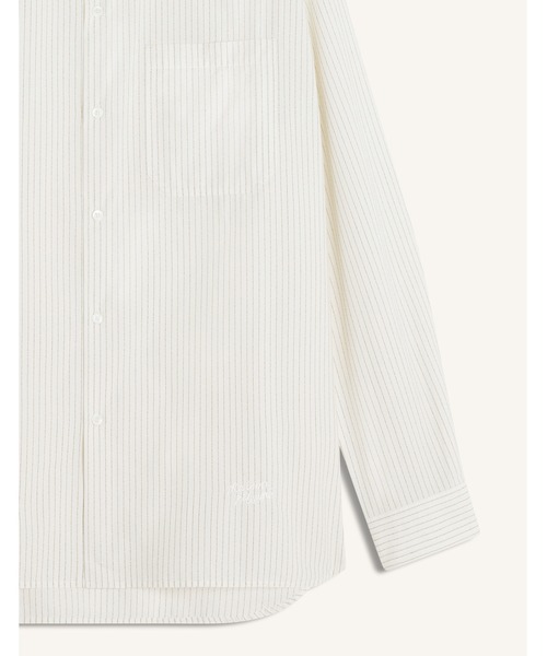 Maison Kitsune(メゾンキツネ)の「STRIPED OVERSIZE SHIRT(シャツ/ブラウス・メンズ・アイボリー・L/M/S/XS)」の3枚目の写真