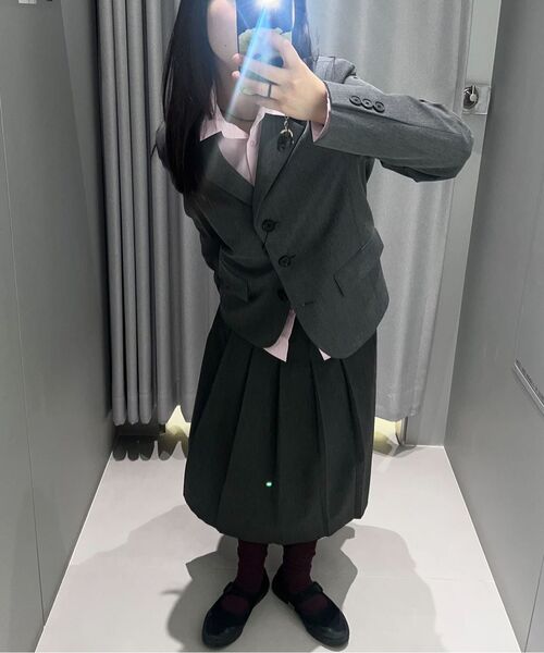 MUSINSA STANDARD WOMAN（ムシンサスタンダードウーマン）の「ウィメンズレギュラーフィット3ボタンブレザー[ミディアムグレー]（テーラードジャケット・レディース・その他・X-SMALL/SMALL/MEDIUM/LARGE）」の2枚目の写真