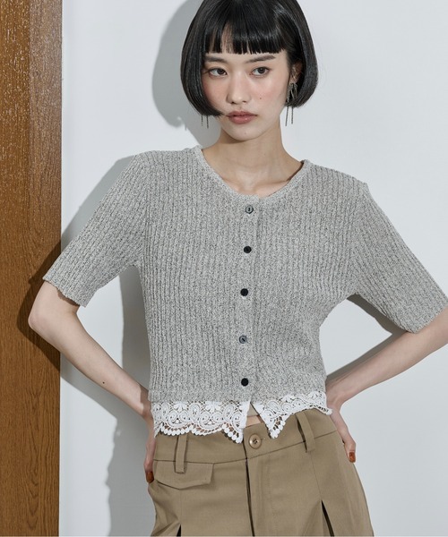 THE YOn(ザヨン)の「2WAYレースヘムクロップドサマーニットカーデ(カーディガン/ボレロ・レディース・キャメル/ブラック/オートミール・FREE)」の12枚目の写真
