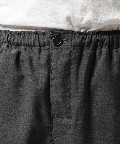 BEAMS(ビームス)の「BEAMS / イージー ワイドスラックス 7/10(その他パンツ・メンズ・チャコールグレー/ブラック・LARGE/MEDIUM/SMALL/X-LARGE)」の9枚目の写真