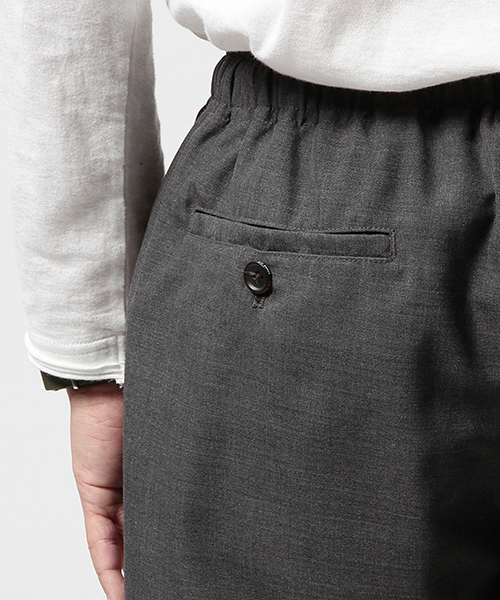 BEAMS(ビームス)の「BEAMS / イージー ワイドスラックス 7/10(その他パンツ・メンズ・チャコールグレー/ブラック・LARGE/MEDIUM/SMALL/X-LARGE)」の4枚目の写真