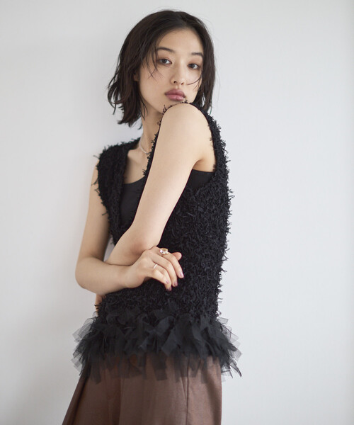 Firsthand(ファーストハンド)の「Firsthand/ファーストハンド 2WAY フリンジヘム ニットベスト(ベスト・レディース・オフホワイト/その他/ブラック・FREE)」の12枚目の写真