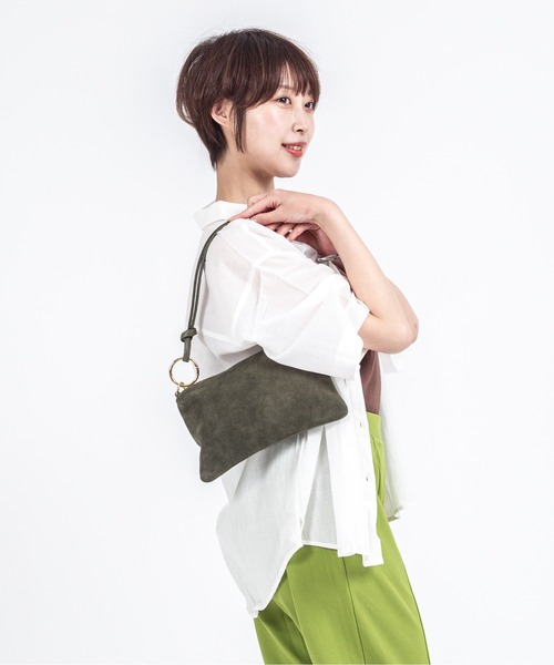 AULENTTI(オウレンティ)の「【AULENTTI/オウレンティ】スエードショルダーバッグ ハンドバッグ 2WAY(ショルダーバッグ・レディース・ブラック/オリーブ・FREE)」の12枚目の写真