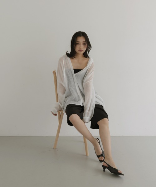 hellam(へラム)の「シアーワッシャーフーディーシャツ(シャツ/ブラウス・レディース・ブルー/ブラック/ホワイト/イエロー・FREE)」の11枚目の写真
