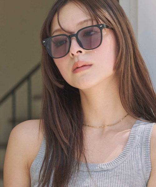 ACYM(アシーム)の「調光ウェリントンサングラス(サングラス・レディース・ピンク/ブラック・FREE)」の6枚目の写真