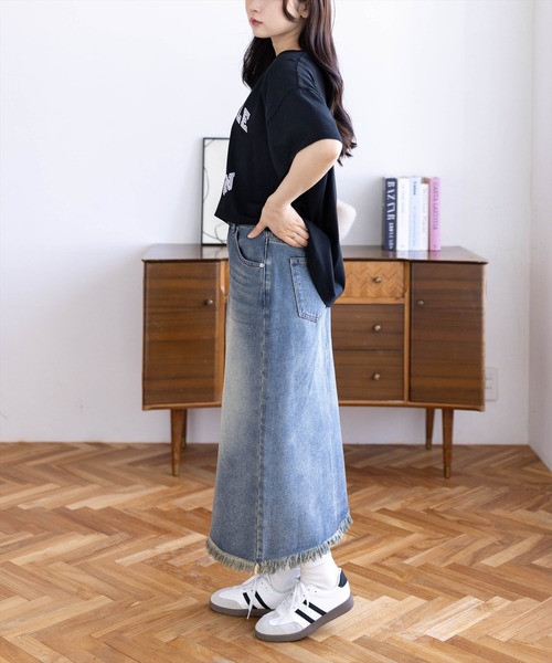 CLEAR BASIC（クリアベーシック）の「カレッジプリントビッグTシャツ［骨格ナチュラル/オーバーサイズ/体型カバー/カジュアル］（Tシャツ/カットソー・レディース・ホワイト系その他/ブラック/グレー/ホワイト系その他2・F）」の21枚目の写真
