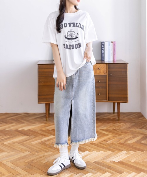 CLEAR BASIC（クリアベーシック）の「カレッジプリントビッグTシャツ［骨格ナチュラル/オーバーサイズ/体型カバー/カジュアル］（Tシャツ/カットソー・レディース・ホワイト系その他/ブラック/グレー/ホワイト系その他2・F）」の5枚目の写真