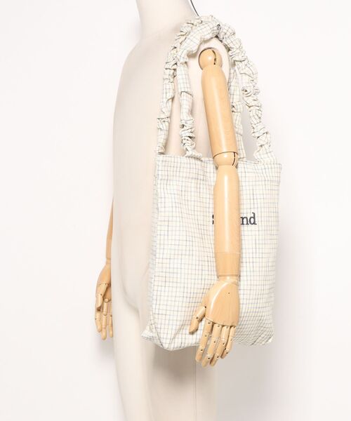P.V.T(ピーブイティー)の「ギャザーハンドルチェックトートバッグ(トートバッグ・レディース・White/Yellow/ブルー・F)」の4枚目の写真