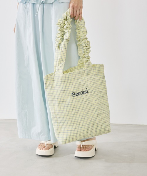 P.V.T(ピーブイティー)の「ギャザーハンドルチェックトートバッグ(トートバッグ・レディース・White/Yellow/ブルー・F)」の13枚目の写真