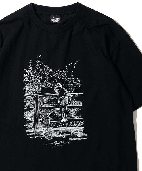 ADPOSION(アドポーション)の「【Winnie-the-Pooh / くまのプーさん】フロントプリント クルーネックTシャツ(Tシャツ/カットソー・レディース・ブラック系1/ブラック系2/ホワイト系1/ホワイト系2・MEDIUM/LARGE)」の4枚目の写真