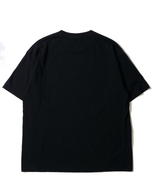 ADPOSION(アドポーション)の「【Winnie-the-Pooh / くまのプーさん】フロントプリント クルーネックTシャツ(Tシャツ/カットソー・レディース・ブラック系1/ブラック系2/ホワイト系1/ホワイト系2・MEDIUM/LARGE)」の12枚目の写真