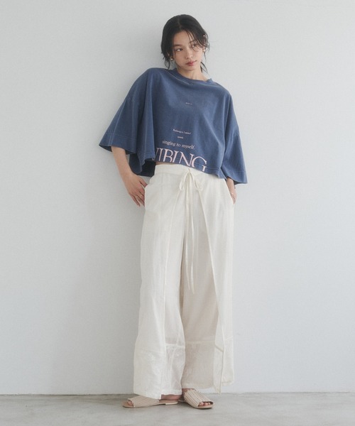 hunch(ハンチ)の「ワイドショート ロゴTシャツ(Tシャツ/カットソー・レディース・ベージュ/ネイビー/オフホワイト/チャコールグレー・FREE)」の20枚目の写真