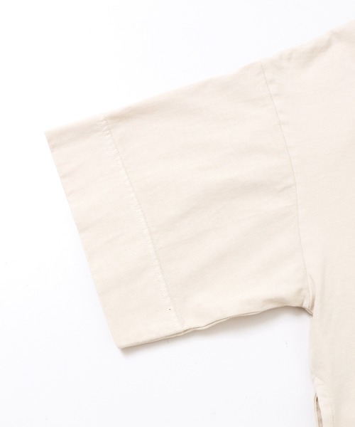 hunch（ハンチ）の「ワイドショート ロゴTシャツ（Tシャツ/カットソー・レディース・ベージュ/ネイビー/オフホワイト/チャコールグレー・FREE）」の17枚目の写真