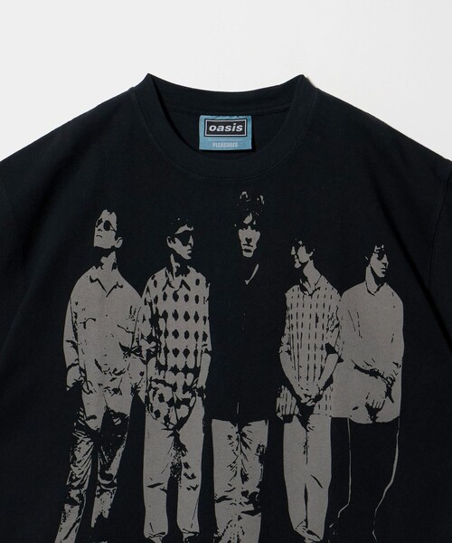 PLEASURES(プレジャー)の「<PLEASURES × oasis>DEFINITELY Tシャツ(Tシャツ/カットソー・メンズ・ブラック・M/L/S)」の4枚目の写真