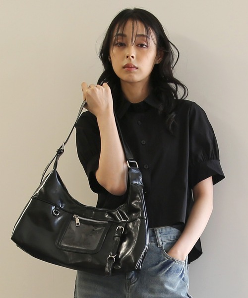 No one knows(ノーワンノーズ)の「ZOZO限定 クラシックデザインショルダーバッグ(ショルダーバッグ・レディース・ブラウン/ブラック・FREE)」の1枚目の写真