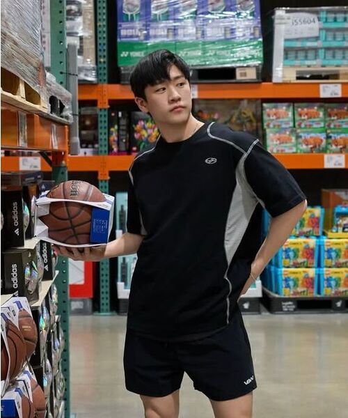 HYUNFIT（ヒョンフィット）の「ESSENTIAL MESH T-SHIRT-[BLACK]（Tシャツ/カットソー・メンズ・その他・MEDIUM/LARGE/X-LARGE）」の7枚目の写真