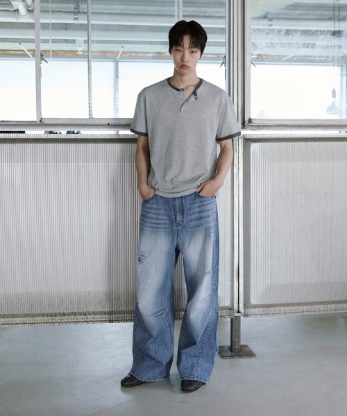 P.IN.O(ピインオ)の「スナップヘンリーネック半袖Tシャツ - メランジグレー(Tシャツ/カットソー・メンズ・その他・MEDIUM/LARGE)」の2枚目の写真