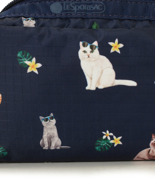 LeSportsac(レスポートサック)の「RECTANGULAR COSMETIC トロピカルミャオキャット(ポーチ・レディース・ブルー・FREE)」の5枚目の写真