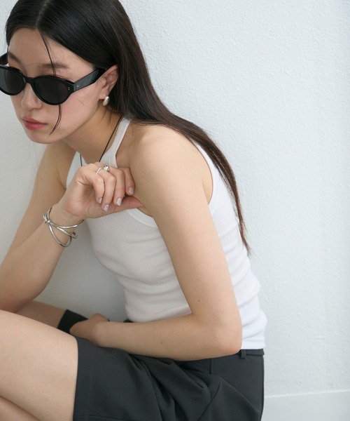 NUJOH(ヌゾ)の「Rib Halter Tank Top / リブホルタータンクトップ(タンクトップ・レディース・グレー/アイボリー/ブラック・FREE)」の21枚目の写真