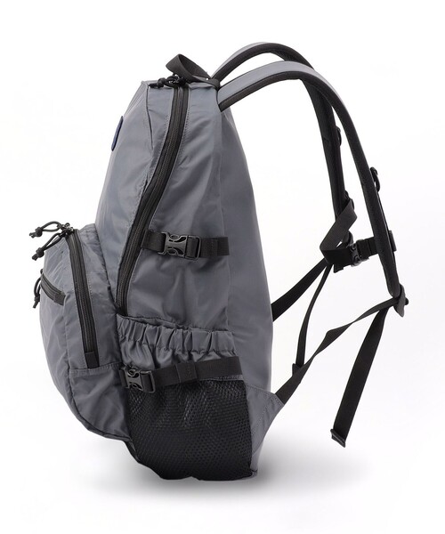 FREDRIK PACKERS(フレドリックパッカーズ)の「【FREDRIK PACKERS】210D DAY PACK TIPI 別注モデル(バックパック/リュック・レディース・チャコールグレー/ブラック・FREE)」の3枚目の写真