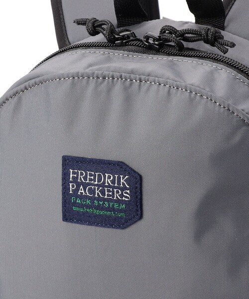 FREDRIK PACKERS(フレドリックパッカーズ)の「【FREDRIK PACKERS】210D DAY PACK TIPI 別注モデル(バックパック/リュック・レディース・チャコールグレー/ブラック・FREE)」の10枚目の写真