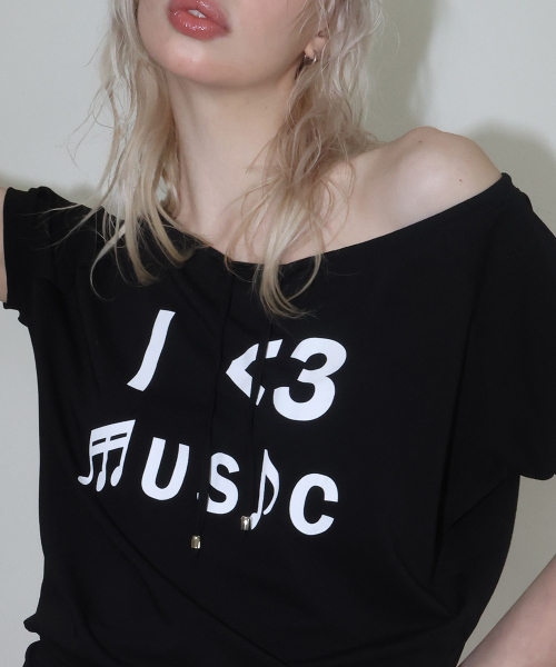 CRANK(クランク)の「アイラブミュージックオフショルダートップス_ブラック(Tシャツ/カットソー・レディース・その他・FREE)」の3枚目の写真