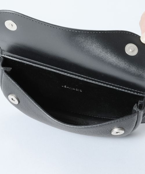 JEANASIS(ジーナシス)の「フェイクレザーポケットベルトBAG/1049645(ボディバッグ/ウエストポーチ・レディース・ブラック/ブラウン・FREE)」の6枚目の写真