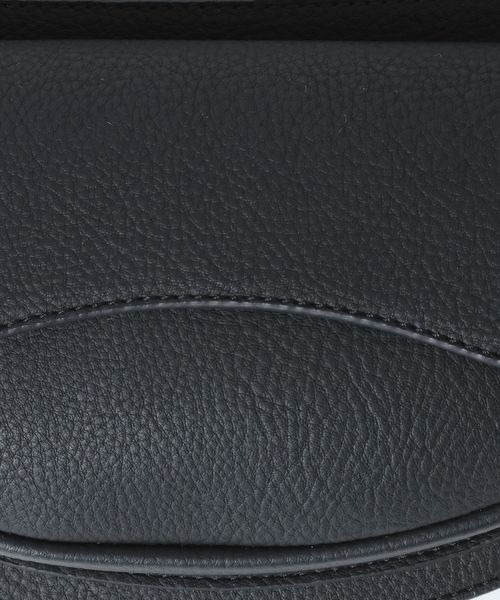 JEANASIS(ジーナシス)の「フェイクレザーポケットベルトBAG/1049645(ボディバッグ/ウエストポーチ・レディース・ブラック/ブラウン・FREE)」の8枚目の写真